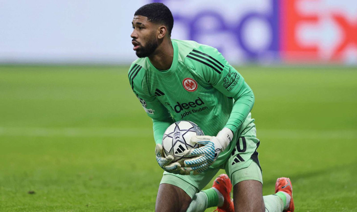 Eintracht Frankfurt will angeblich Keeper Kaua Santos loswerden | Goal.com Deutschland