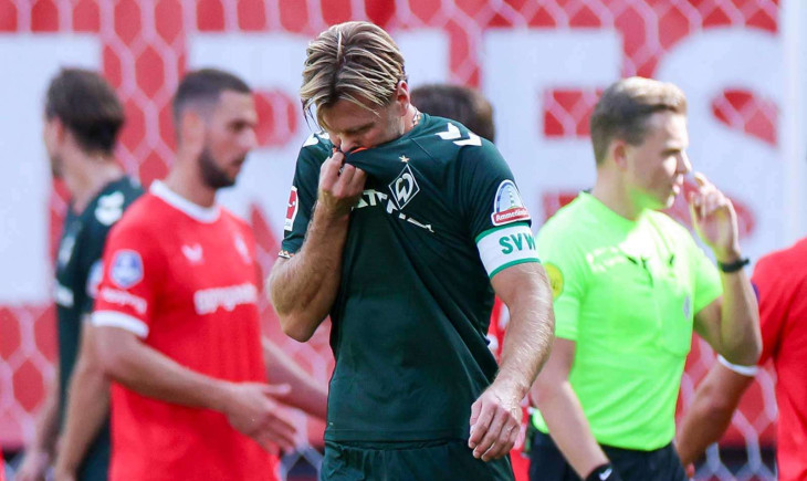 Werder Bremen suffer a friendly debacle at FC Twente | Goal.com