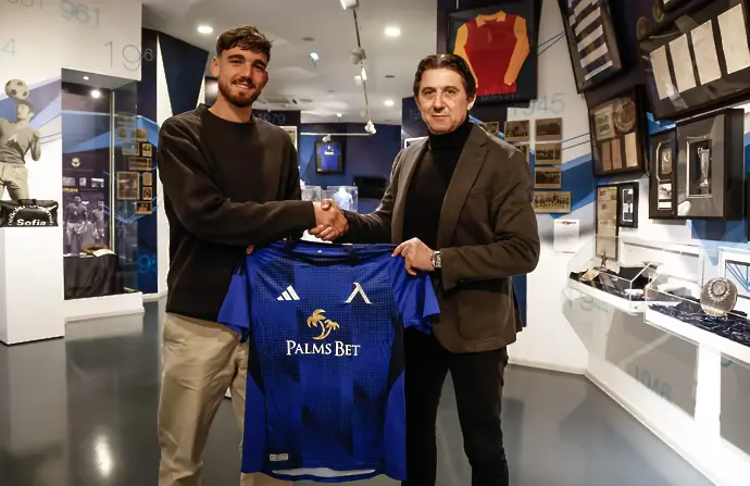 Левски представи Стипе Вуликич