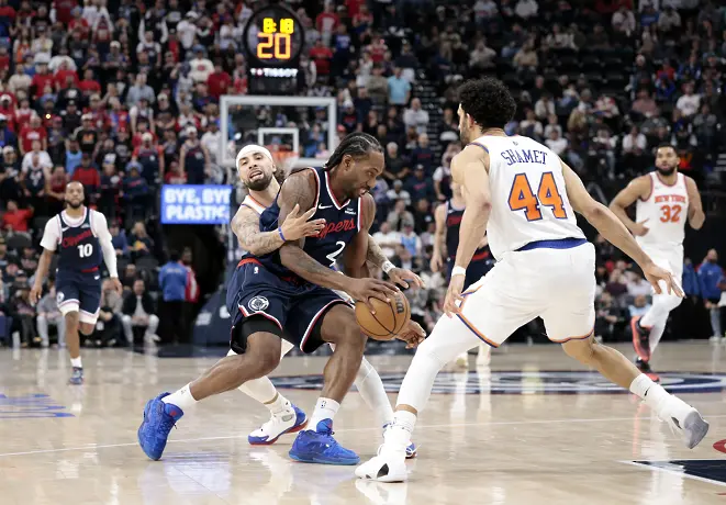 Кауай Ленард води Клипърс до победа