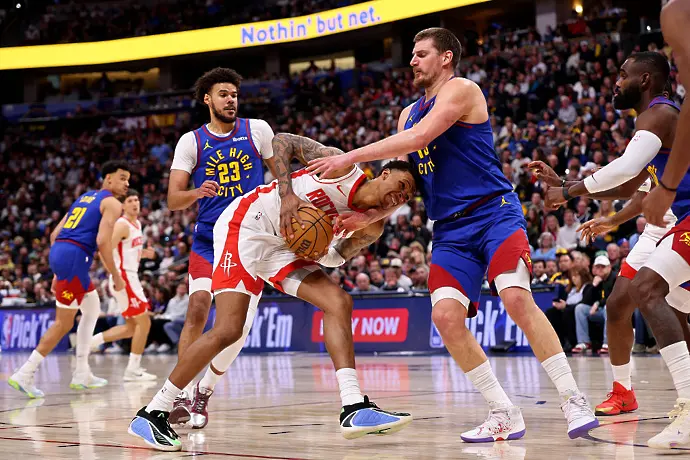 Йокич с трипъл дабъл срещу Хюстън