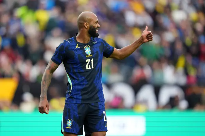 Игор Тиаго дебютира за Бразилия срещу Франция