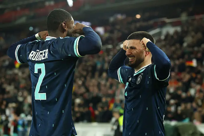 Ундав спаси Германия срещу Гана