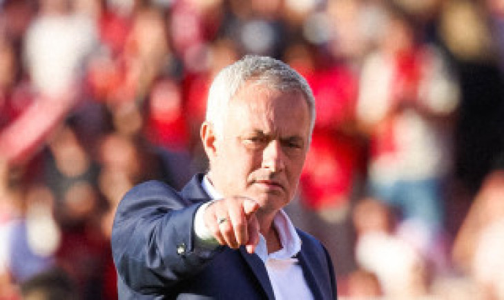 Моуриньо избухна след червения картон срещу Порто