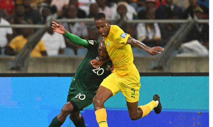 "Kiliseye giderken"... Gündüz vakti Sundowns yıldızına yönelik silahlı saldırı | Goal.com Türkçe