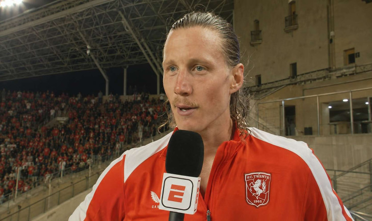 Weghorst gives bizarre interview: 'I first want to thank someone, and that is...' | Goal.com