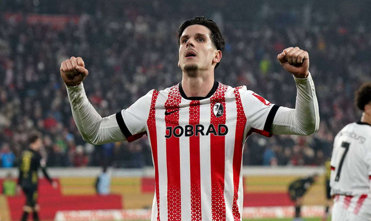 Transfer-Hammer in der Bundesliga? Manchester United und Tottenham an Igor Matanovic interessiert | Goal.com Deutschland