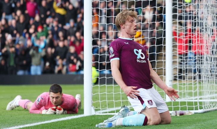 Hollandalı oyuncu, Premier League'deki dokuzuncu golüyle Hollanda milli takımına ciddi bir adaylık başvurusu yaptı | Goal.com Türkçe