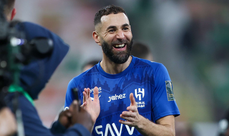 Video: Benzema makes history with another hat-trick for Al-Hilal Karim Benzema continues to redefine individual brilliance in the Saudi Pro League, etching his name into the record books with yet another dazzling hat-trick for Al-Hilal. The Spanish forwar
