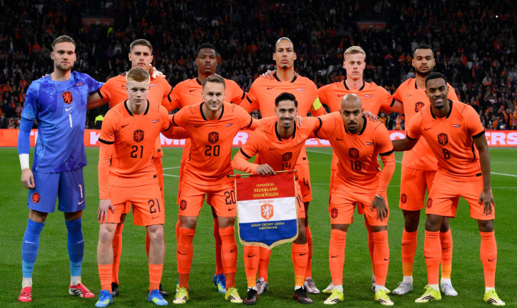 Key Oranje starter secures €25m move | Goal.com
