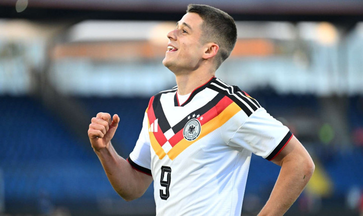 Schließt er die große Lücke? FC Barcelona angeblich an deutscher Sturm-Hoffnung interessiert | Goal.com Deutschland
