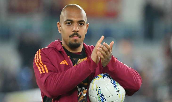 Italian media are united in their praise for Donyell Malen after his hat-trick for AS Roma | Goal.com