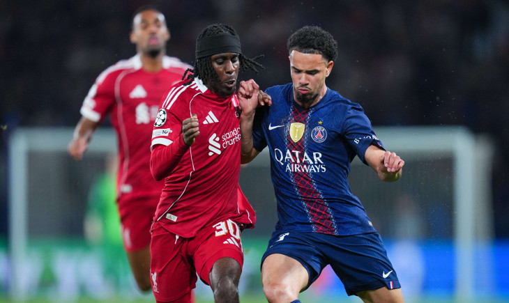 İngiliz basını, Liverpool'un Şampiyonlar Ligi'nden elenmesinde bir Hollandalı oyuncunun başarısız olduğunu belirtiyor | Goal.com Türkçe