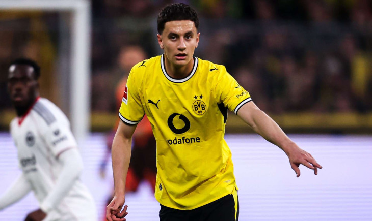 Internen Zweikampf beim BVB verloren: Flüchtet ein großes Talent von Borussia Dortmund? | Goal.com Deutschland