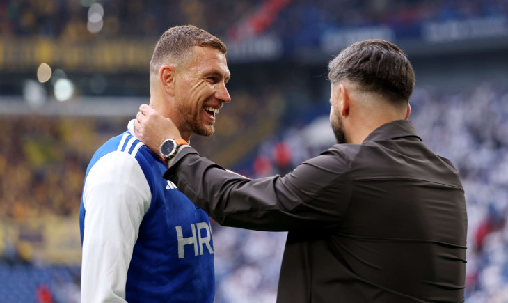 Wie Franz Beckenbauer? Schalke-Trainer Miron Muslic vergleicht Edin Dzeko mit Legenden des Fußballs | Goal.com Deutschland