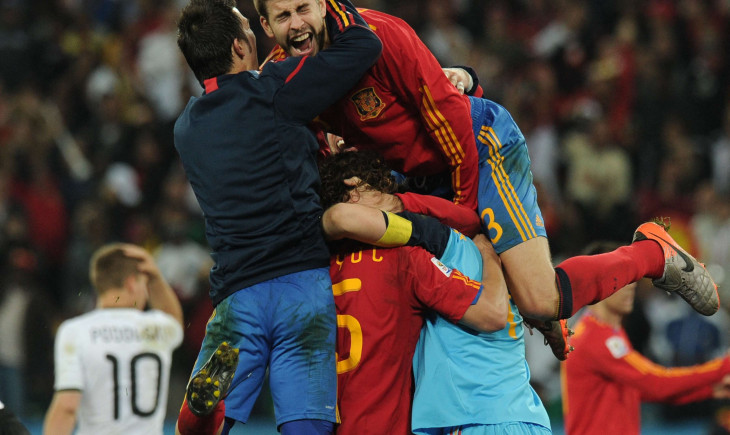 Video: Piqué mocks Mourinho and Real Madrid in a striking manner | Goal.com