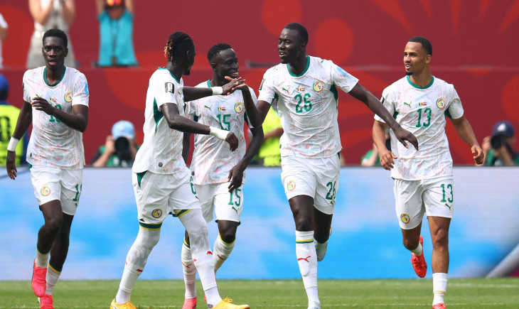 Senegal acımasızca saldırıyor ve eleme turlarına yükselme umudunu canlı tutuyor | Goal.com Türkçe