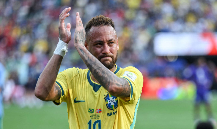 Neymar silences the critics: mind your own business | Goal.com