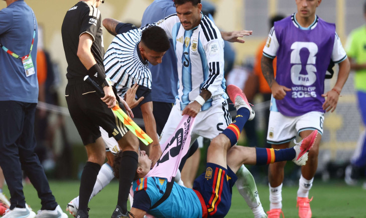 Paredes after FIFA sanctions: Gavi is the one who punched me! | Goal.com