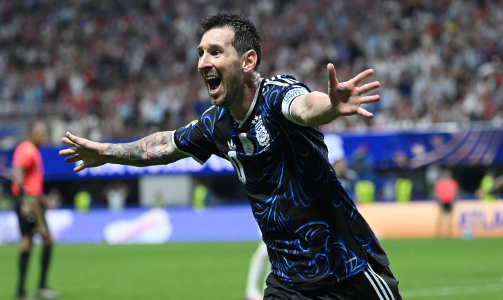 What is the "elixir of life" that has kept Messi and Cristiano on the pitch until now? | Goal.com