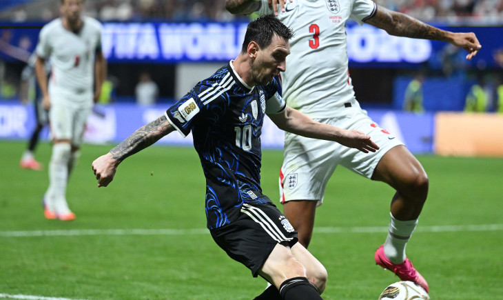 Officially: Messi donates 80,000 euros to Spain | Goal.com
