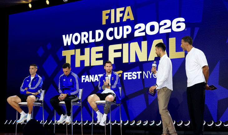 "Vatanına ihanet mi ediyor?.. Scaloni, Dünya Kupası finalinde İspanyol eşinin eğilimlerini ifşa etti" | Goal.com Türkçe