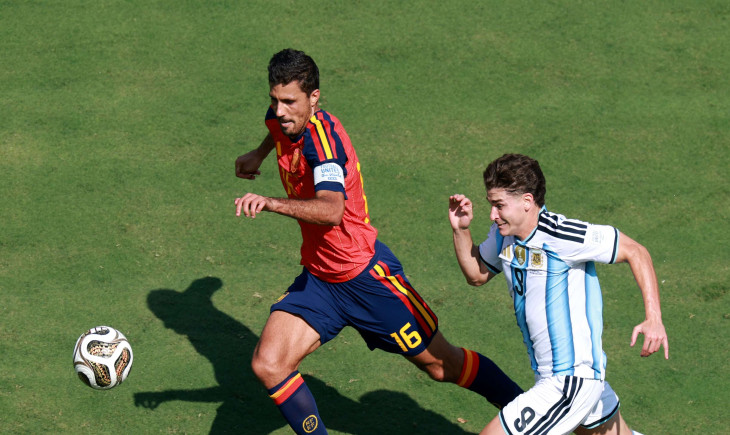 A new hint? Álvarez reacts to Rodri's move to Barcelona | Goal.com