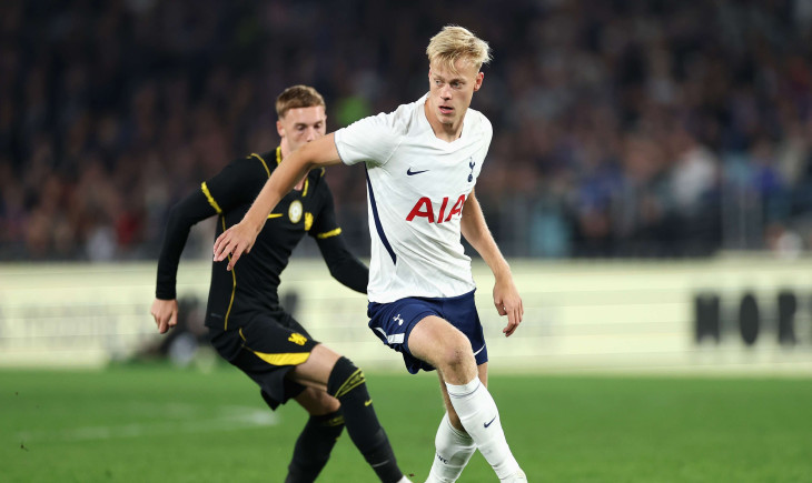 Roberto De Zerbi sent remarkable message to Jan Paul van Hecke: 'Get lost!' | Goal.com