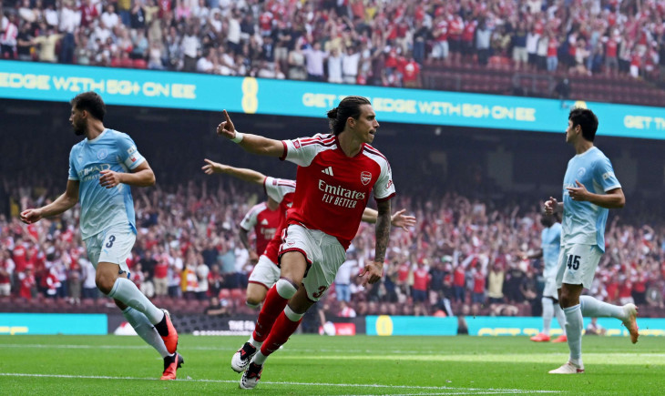 Video: 23 seconds are enough for Arsenal to breach Manchester City's defences | Goal.com