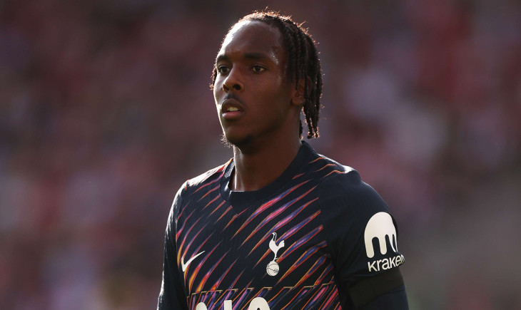 Höhnischer Applaus von den eigenen Fans: Ex-Bayern-Talent Mathys Tel hat bei Tottenham einen schweren Stand | Goal.com Deutschland