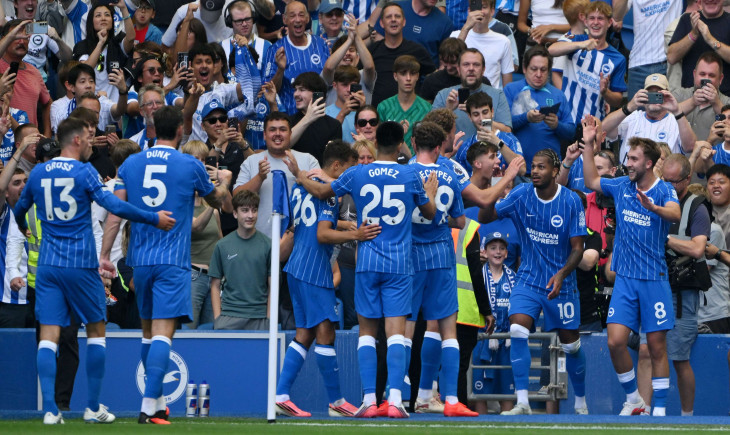 The fans leave: Brighton humiliate Aston Villa in 40 minutes! | Goal.com
