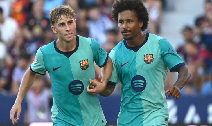 Lob für "perfektes Tor" und eine Warnung: Hansi Flick über Karim Adeyemis Start beim FC Barcelona | Goal.com Deutschland