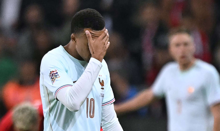 Brisanter Verdacht: Verletzungsschock um Kylian Mbappe die Folge seines Nike-Abschieds? | Goal.com Deutschland