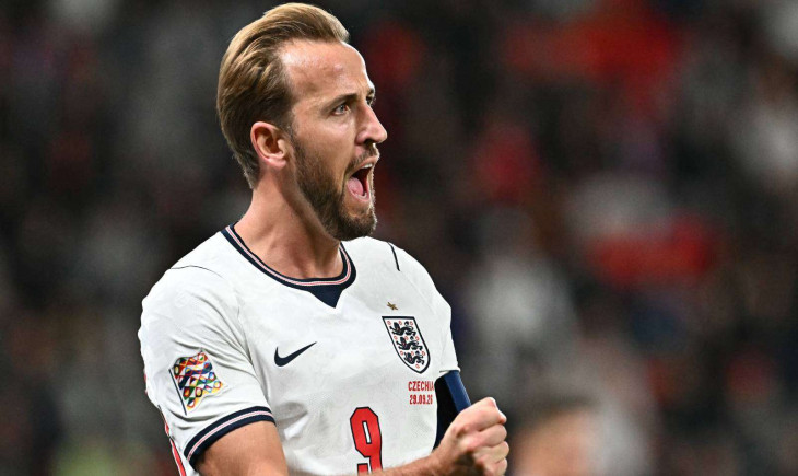 "Fünf Jahre Quarterback für England": Ehemaliger Three-Lions-Star schlägt radikalen Positionswechsel für Harry Kane vor | Goal.com Deutschland