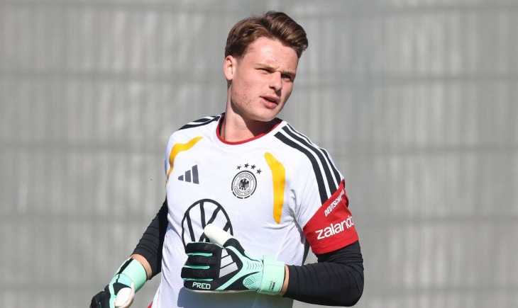 Costly debut in the Germany team: Bayern Munich will probably have to pay a sum in the millions because of Urbig | Goal.com