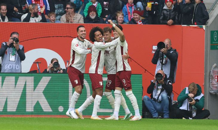 Because Neuer makes a blunder! Bayern Munich concede the fastest goal in Bundesliga history | Goal.com
