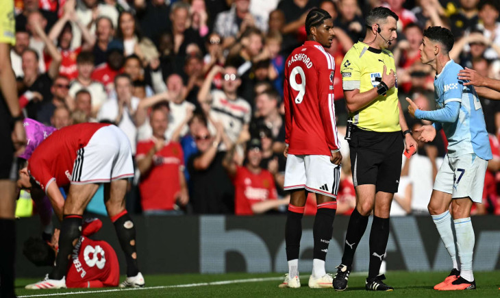 51 years: Manchester United fans return to their biting mockery of City | Goal.com