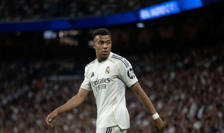 Nach 20 Jahren! Real-Superstar Kylian Mbappe vollzieht offenbar einen überraschenden Wechsel | Goal.com Deutschland