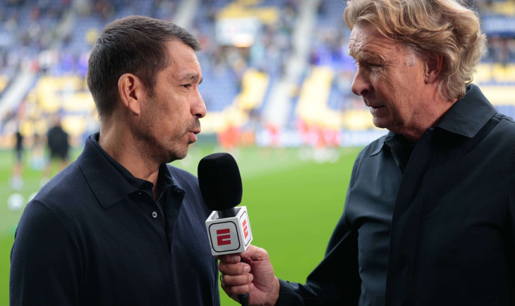 Van Bronckhorst responds to fireworks incident involving Feyenoord fans | Goal.com