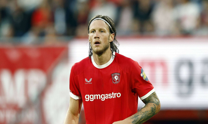 Driessen, sıra dışı röportajın ardından Weghorst’u yerden yere vurdu | Goal.com Türkçe