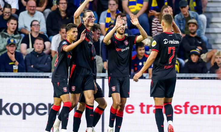 FC Twente inflict fresh humiliation on SC Cambuur in the Eredivisie | Goal.com