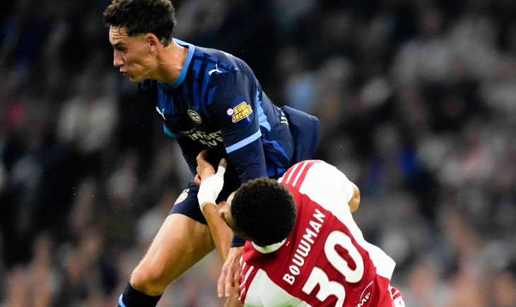 Ruben van Bommel causes a melee and debate with a brutal foul against Ajax - referees’ chief intervenes | Goal.com