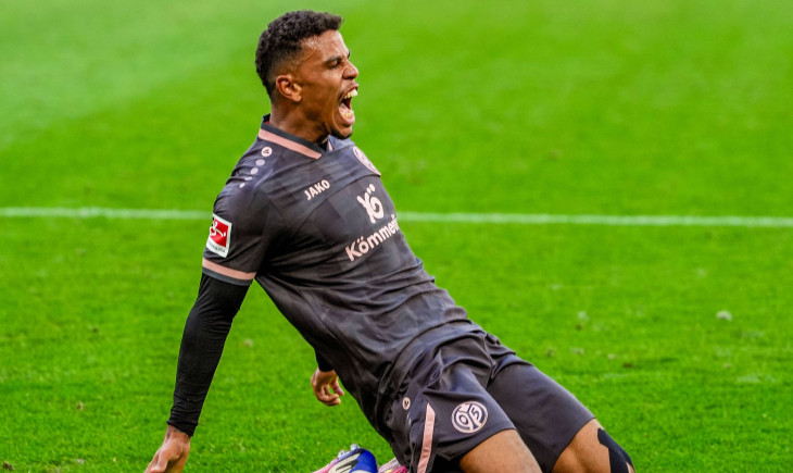 Between “rock bottom” and “couldn’t give a shit”: controversial debate over Ransford Königsdörffer’s celebration in Hamburg | Goal.com