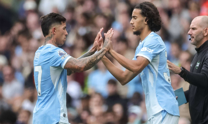Von wegen Umbruch! Wie Manchester City 375 Millionen Euro für das teuerste Mittelfeld aller Zeiten in die Hand nahm | Goal.com Deutschland