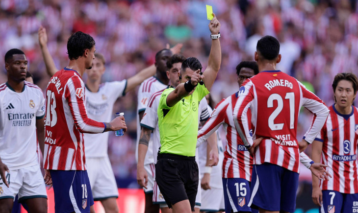 Deserved or harsh? A refereeing expert reveals his opinion to Koora on the punishment of the Madrid derby referee | Goal.com