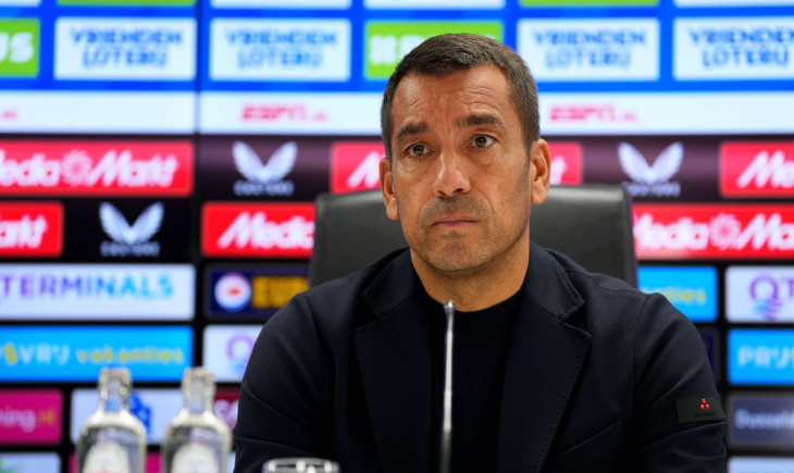 Giovanni van Bronckhorst is clear: 'It is not an option for me that he leaves Feyenoord' | Goal.com