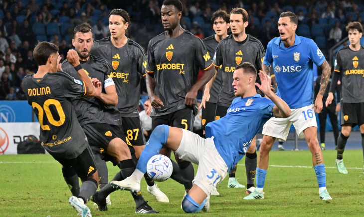 Italian media deliver merciless verdict on ‘disastrous Dutchman’: ‘What a drama queen!’ | Goal.com