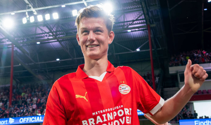 Erik ten Hag, PSV’den Wout Weghorst’a rakip olacak bir oyuncuyu kadroya katmak istiyor | Goal.com Türkçe