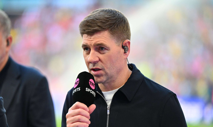 Steven Gerrard, iki Hollandalı oyuncunun teknik direktörü olabilir: İlgi karşılıklı | Goal.com Türkçe