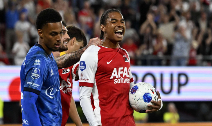 Calvin Stengs is immediately worth his weight in gold for AZ against ADO Den Haag on his Eredivisie return | Goal.com